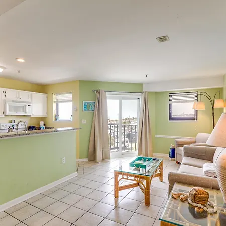 Steps To Shore Resort Getaway In Myrtle Beach!